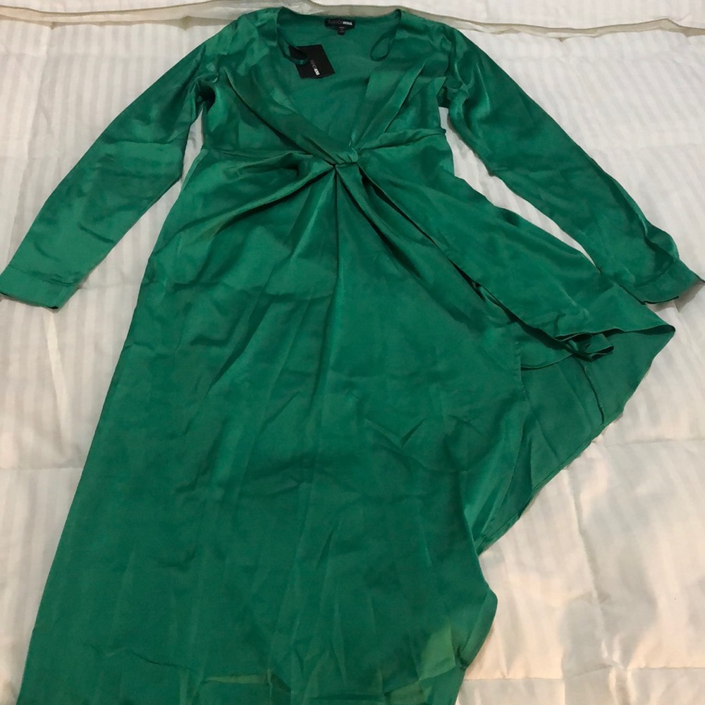 Medium Silky (Polyester) Green Dress 👗